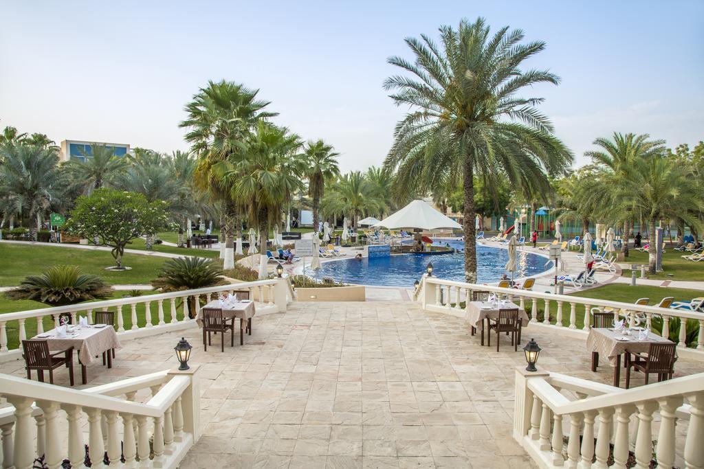 Metropolitan Al Mafraq Hotel Abu Dabi Exterior foto